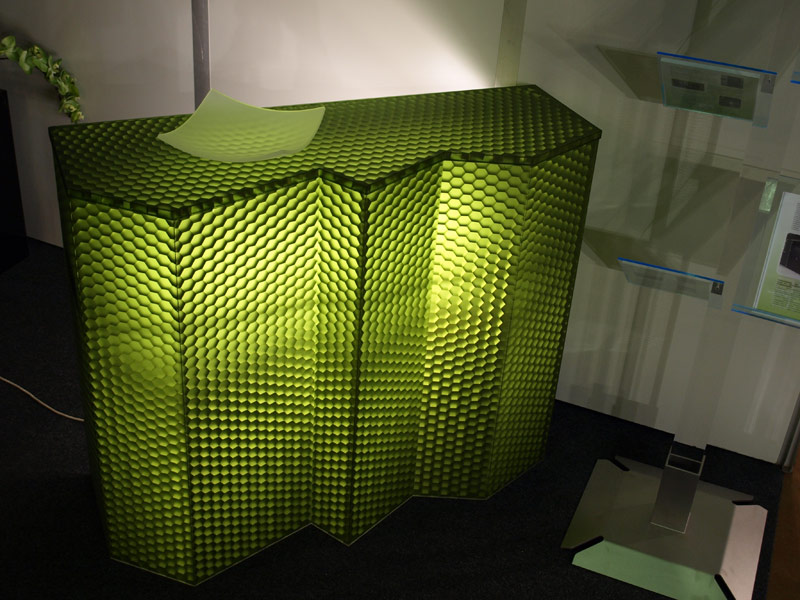 Bencore Materials-Hexaben-Large-Green Satin Desk progetto